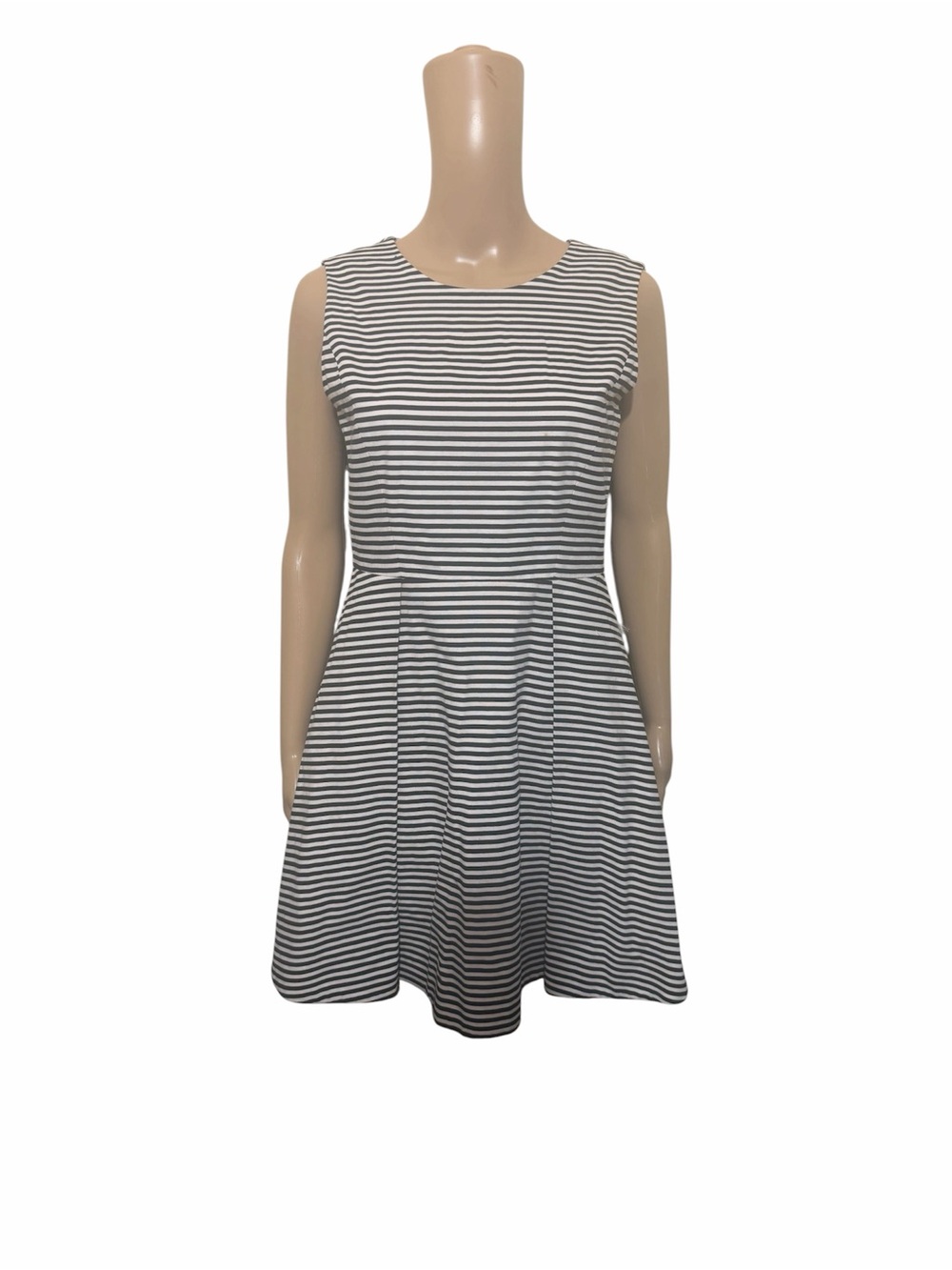 Kate Spade Black White Striped Fit & Flare Skater Dress Sleeveless Chic - Picture 4 of 8